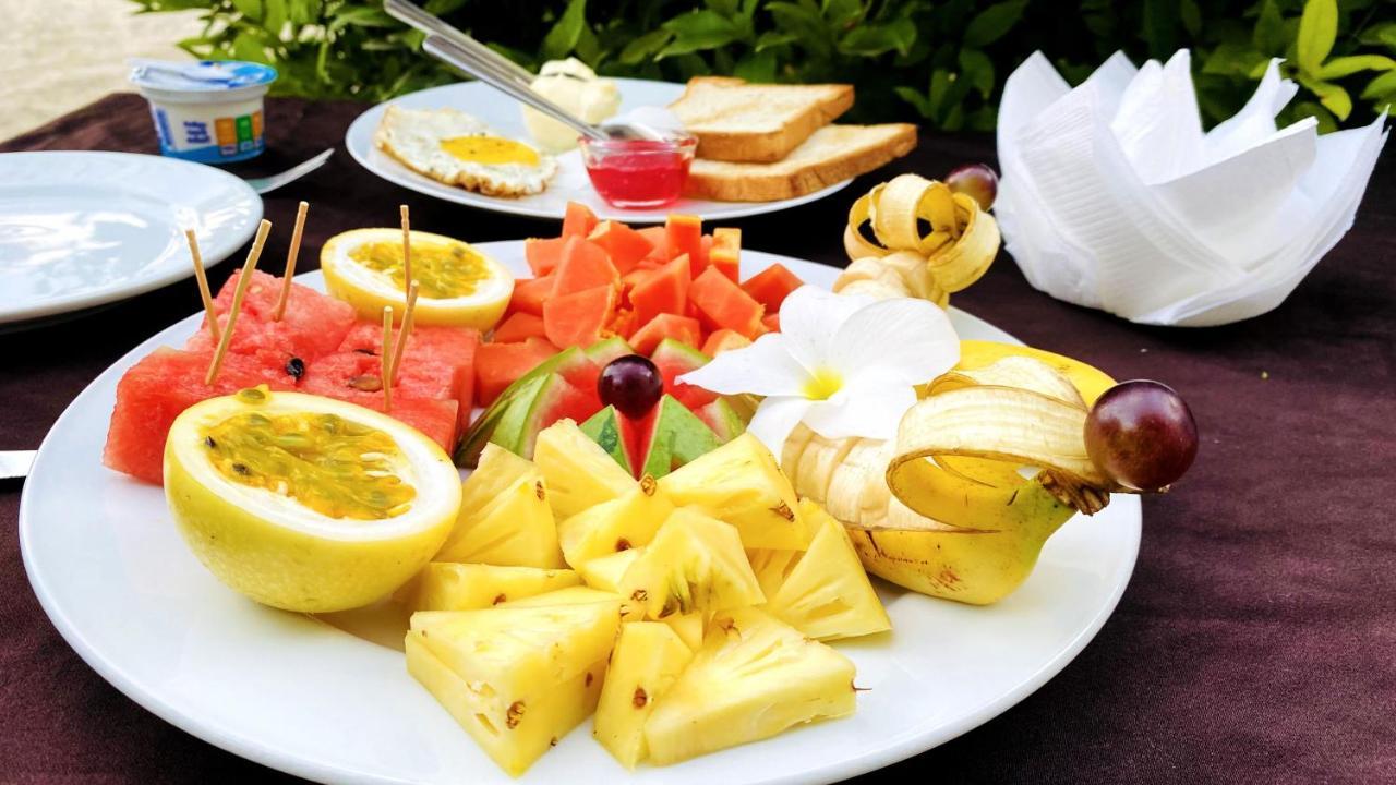 Madiha Surf House Lanka 호텔 마타라 외부 사진